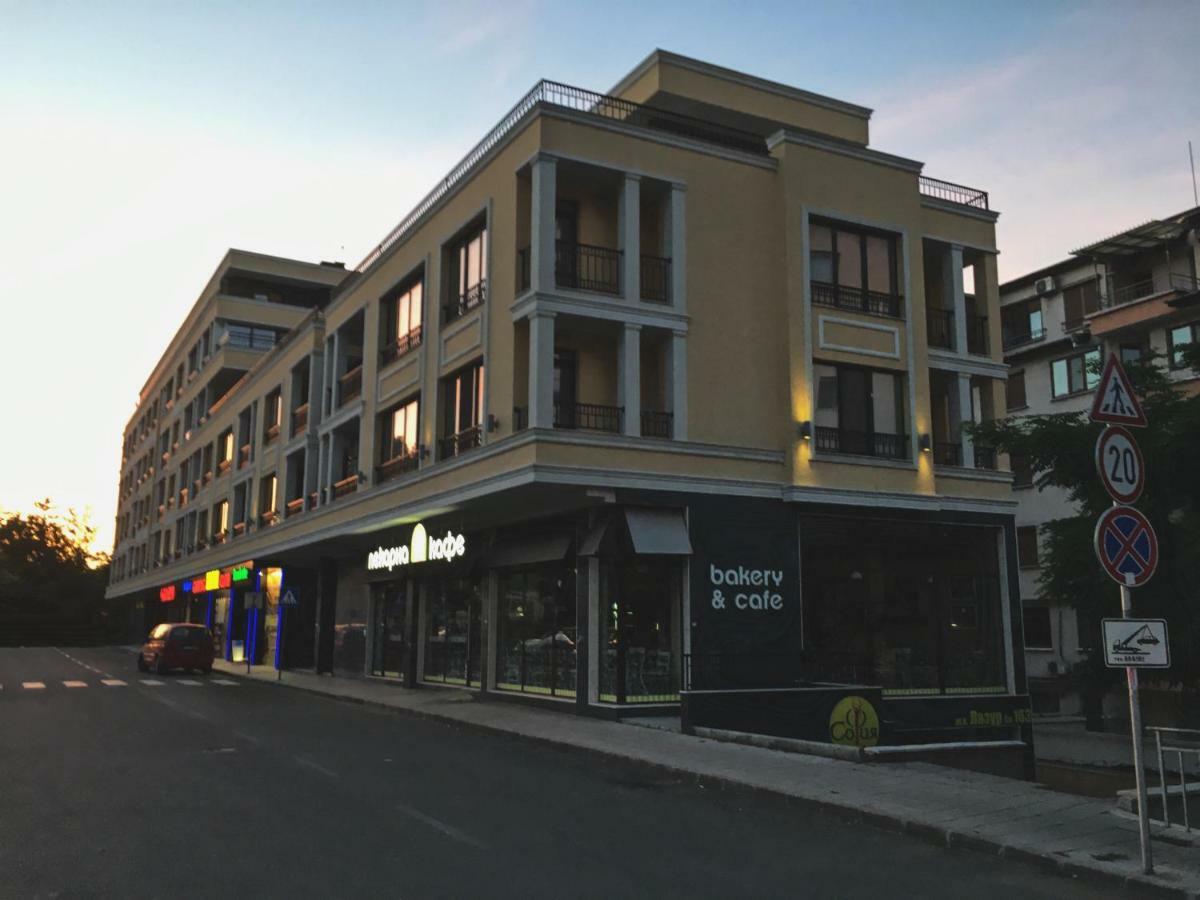 Azzurro Apartment - Ideal For Your Seaside Escape In Burgas Exterior photo